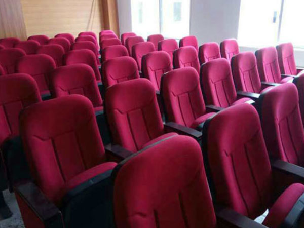 禮堂座椅