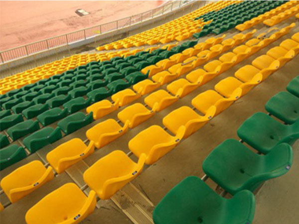 水泥臺階直立腿座椅